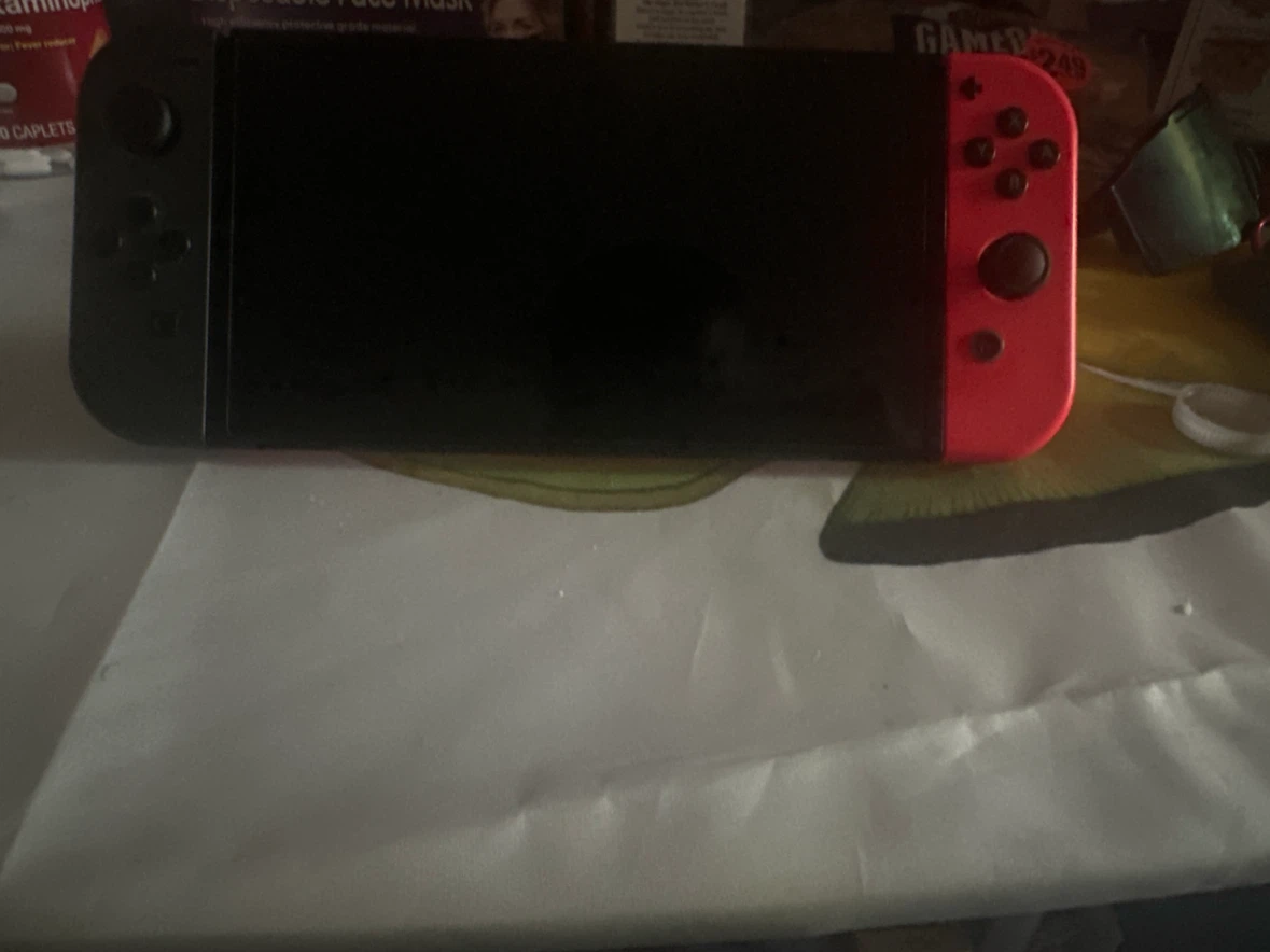 Nintendo switch Oled Pre owned