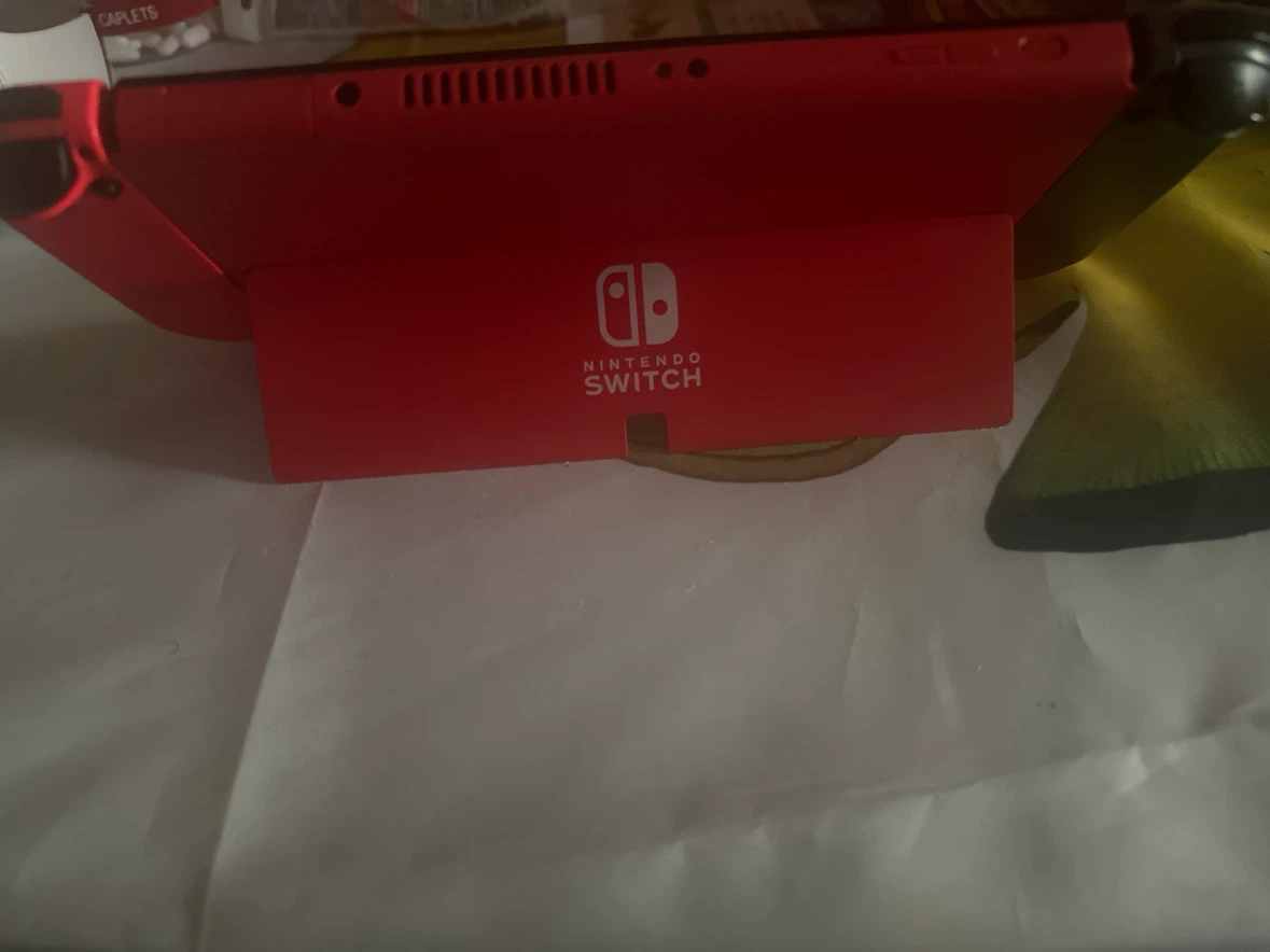 Nintendo switch Oled Pre owned - photo 2