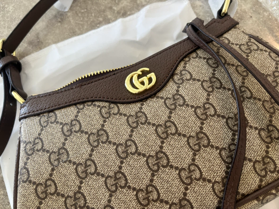 Gucci Shoulder Bag - photo 3