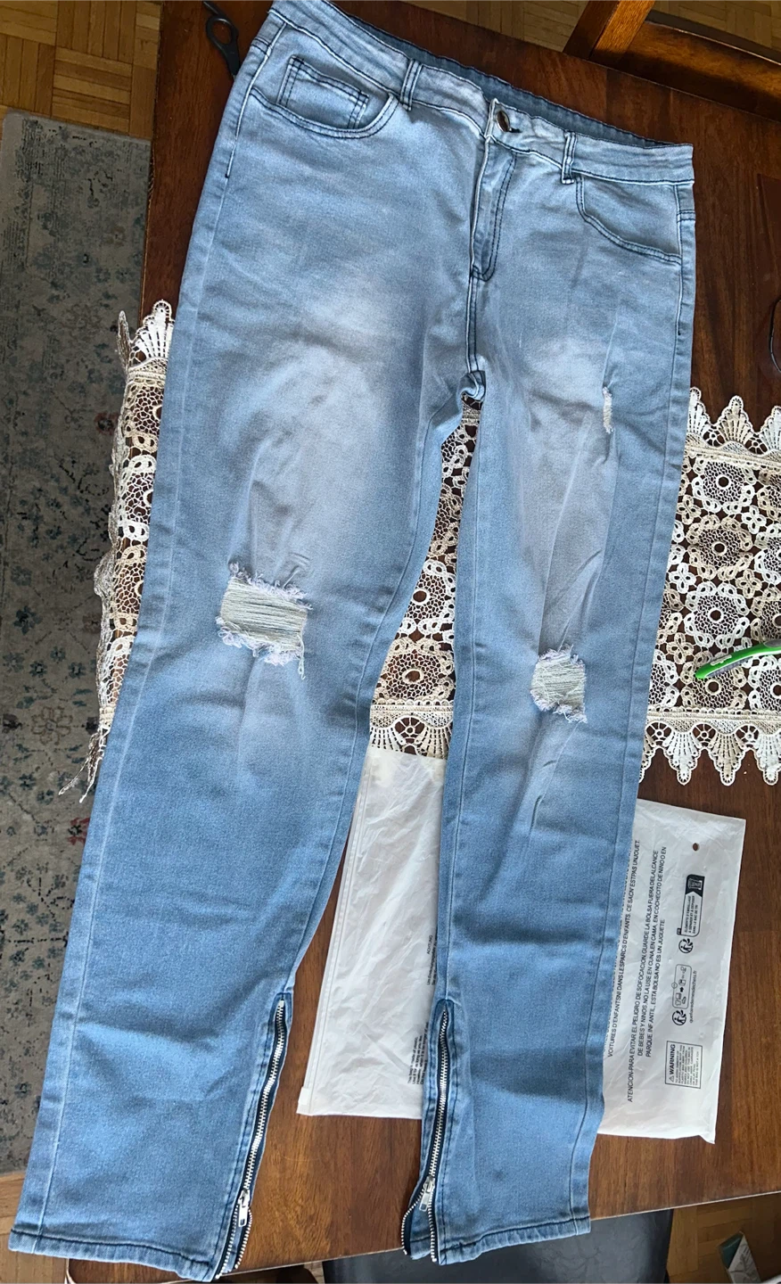 Light Wash Denim Jeans with Zipper Detail - Size L