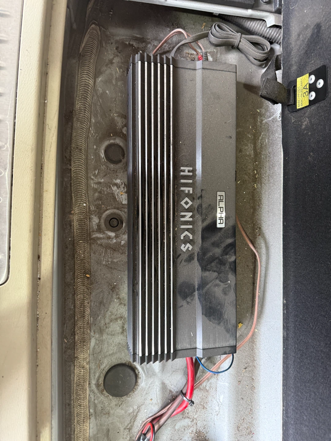 Hifonics Alpha Car Amplifier - photo 4