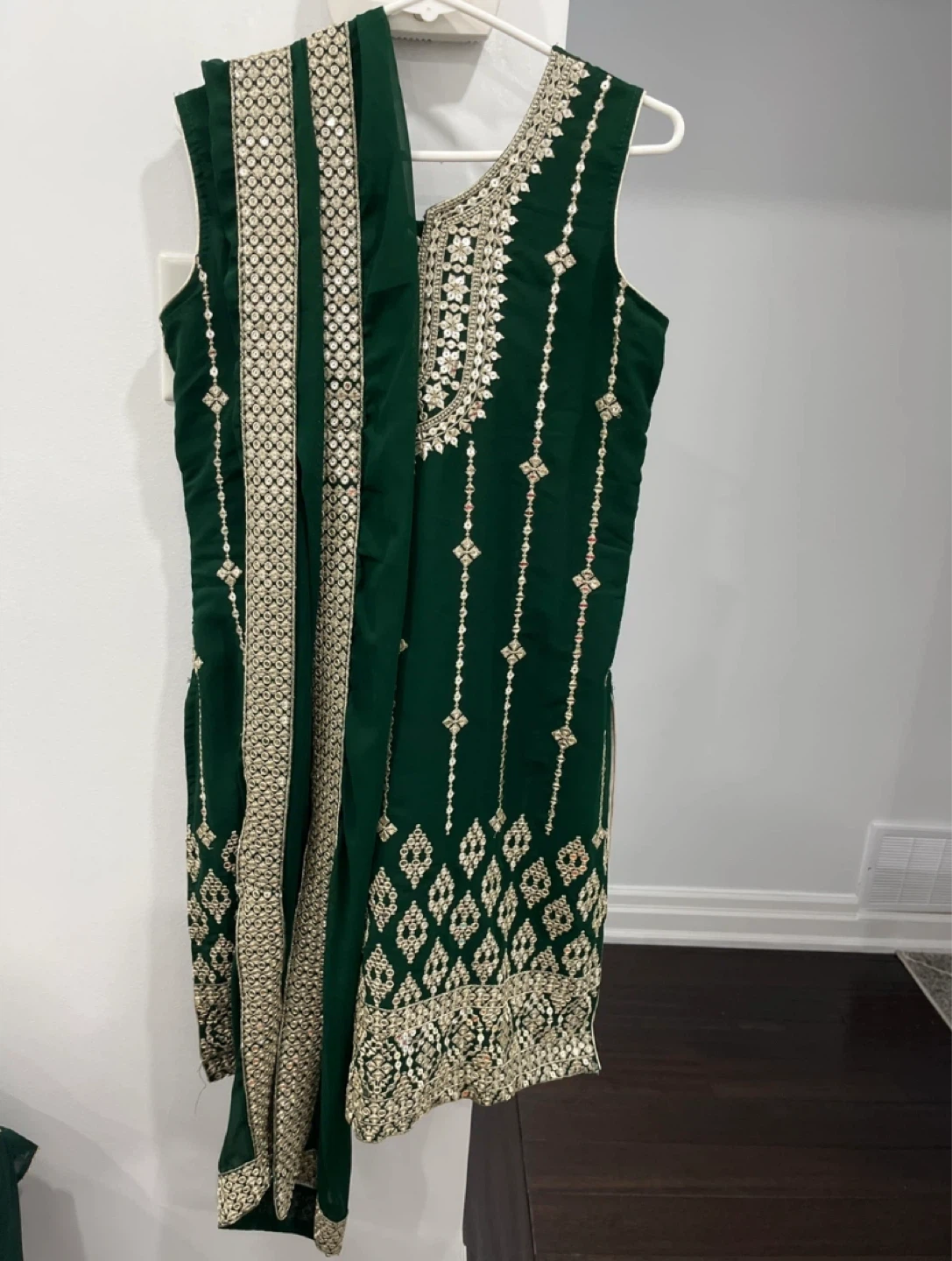 Green Kurti/ shalwar kameez with Pants - photo 3
