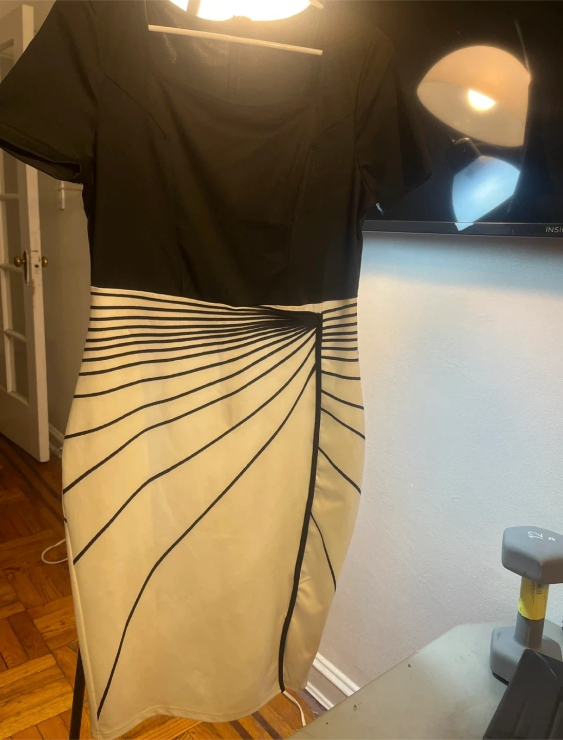Women's Black & Cream Abstract Print Sheath Dress - photo 3