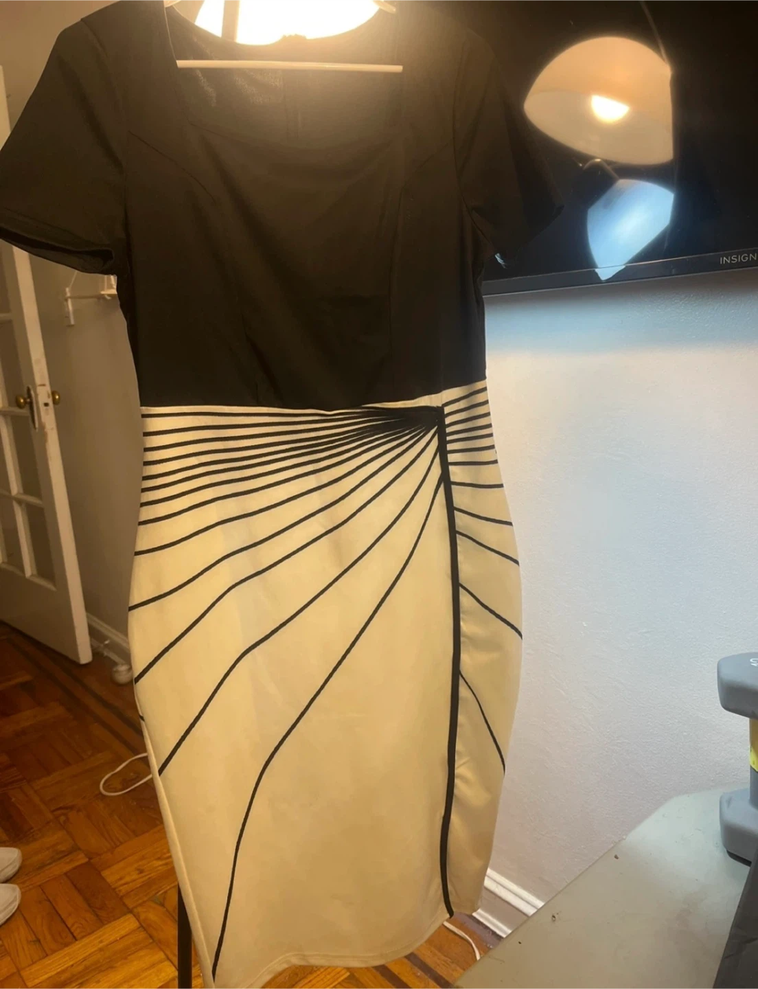 Women's Black & Cream Abstract Print Sheath Dress - photo 4
