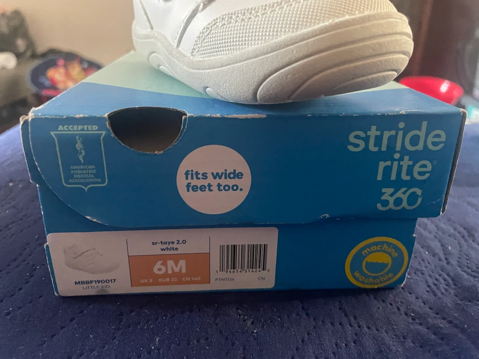 Stride Rite SR-Taye 2.0 White Shoes - Size 6M - photo 2
