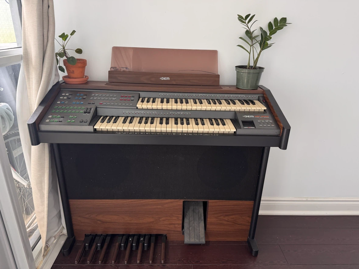 GEM MK-20M Digital Music Centre