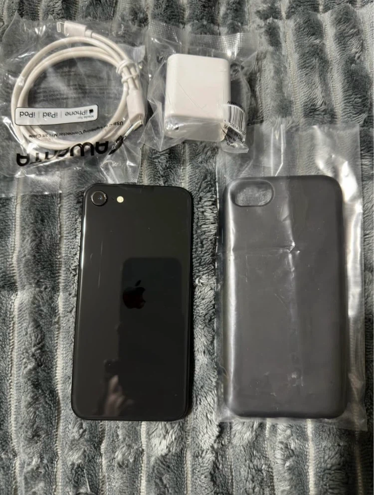 iPhone SE 2020 2nd Gen 128GB Unlocked - photo 3