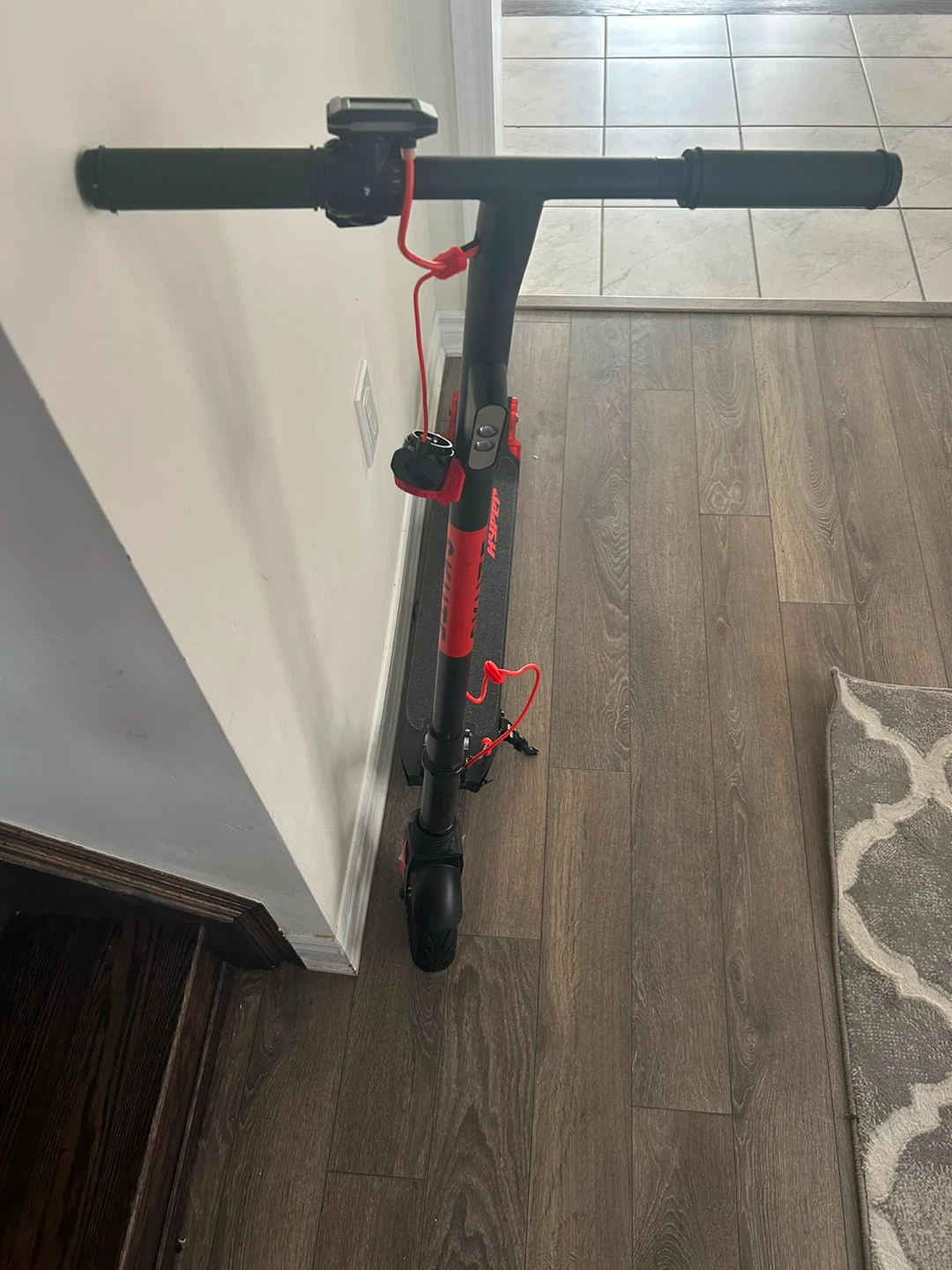 Hyper BPD 37V Electric Folding Scooter - photo 2