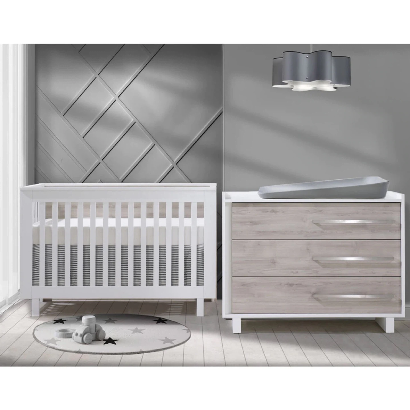 TULIP Crib + Dresser + Mattress + Leander Matty Changer - photo 2