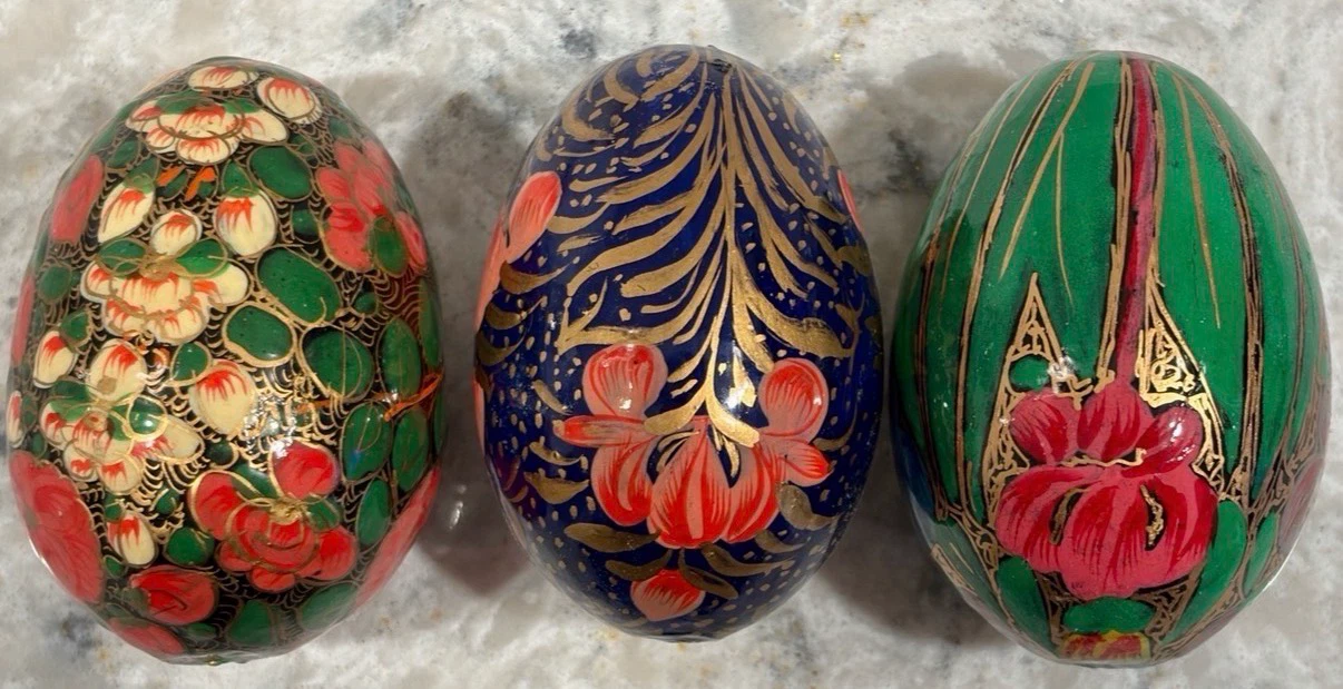 Vintage Hand-Painted Lacquer Decorative Eggs– Set of 3