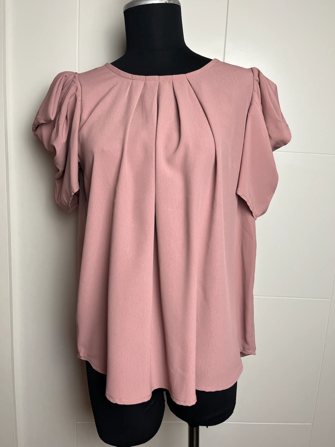 Iris Pink Pleated Sleeve Blouse Size M