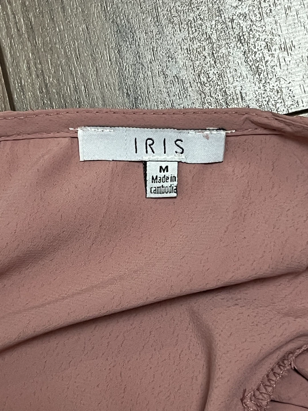 Iris Pink Pleated Sleeve Blouse Size M - photo 3