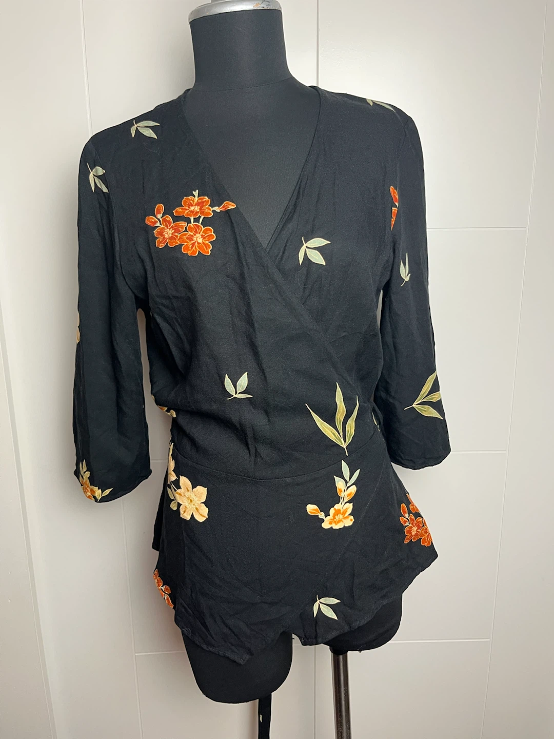 Zara Basic Floral Wrap Top