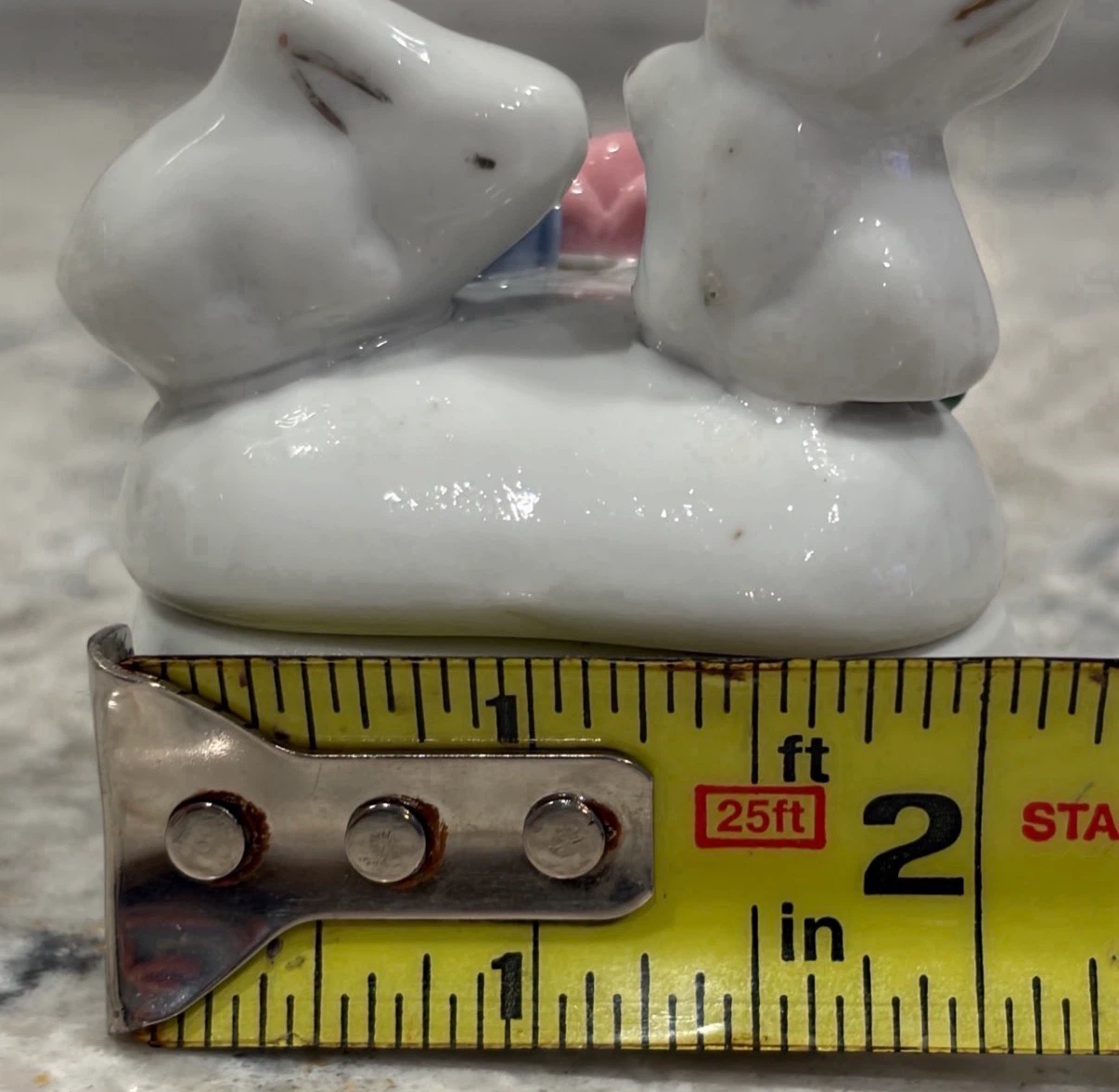 Vintage Ceramic Bunny Trinket Box. Heart Shape w/ Flowers - photo 4