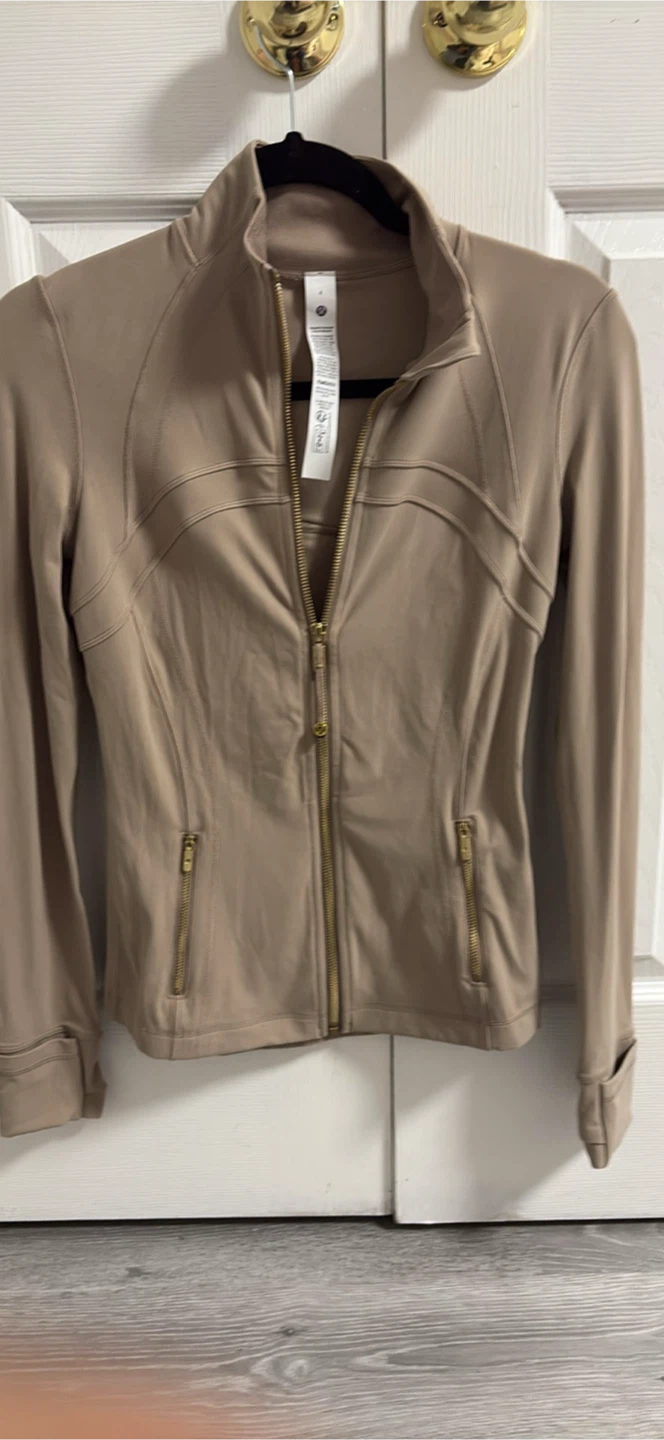 Lululemon Beige Track Jacket - photo 2