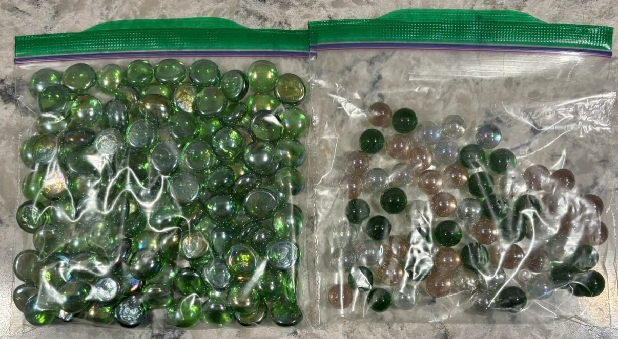 Decorative Glass Marbles/Gems – Green & Clear Vase Filler