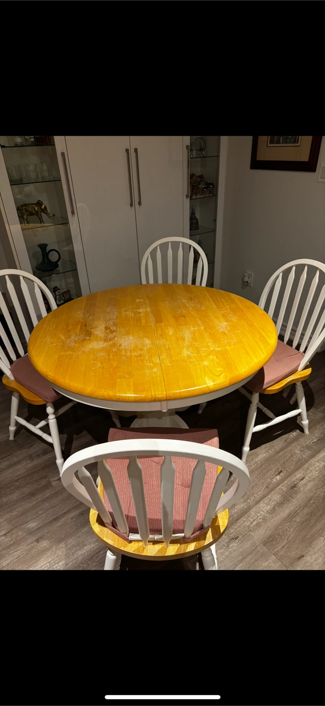 Round Wooden Dining Table with 4 Chairs