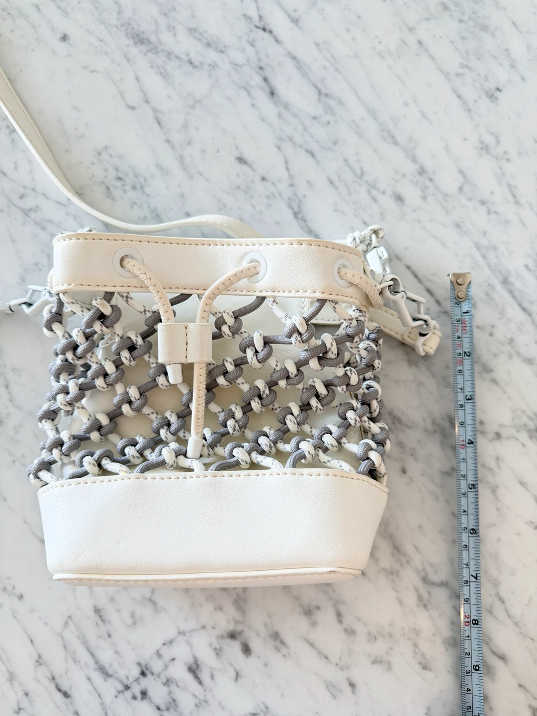 Charles & Keith White Woven Bucket Bag - photo 4