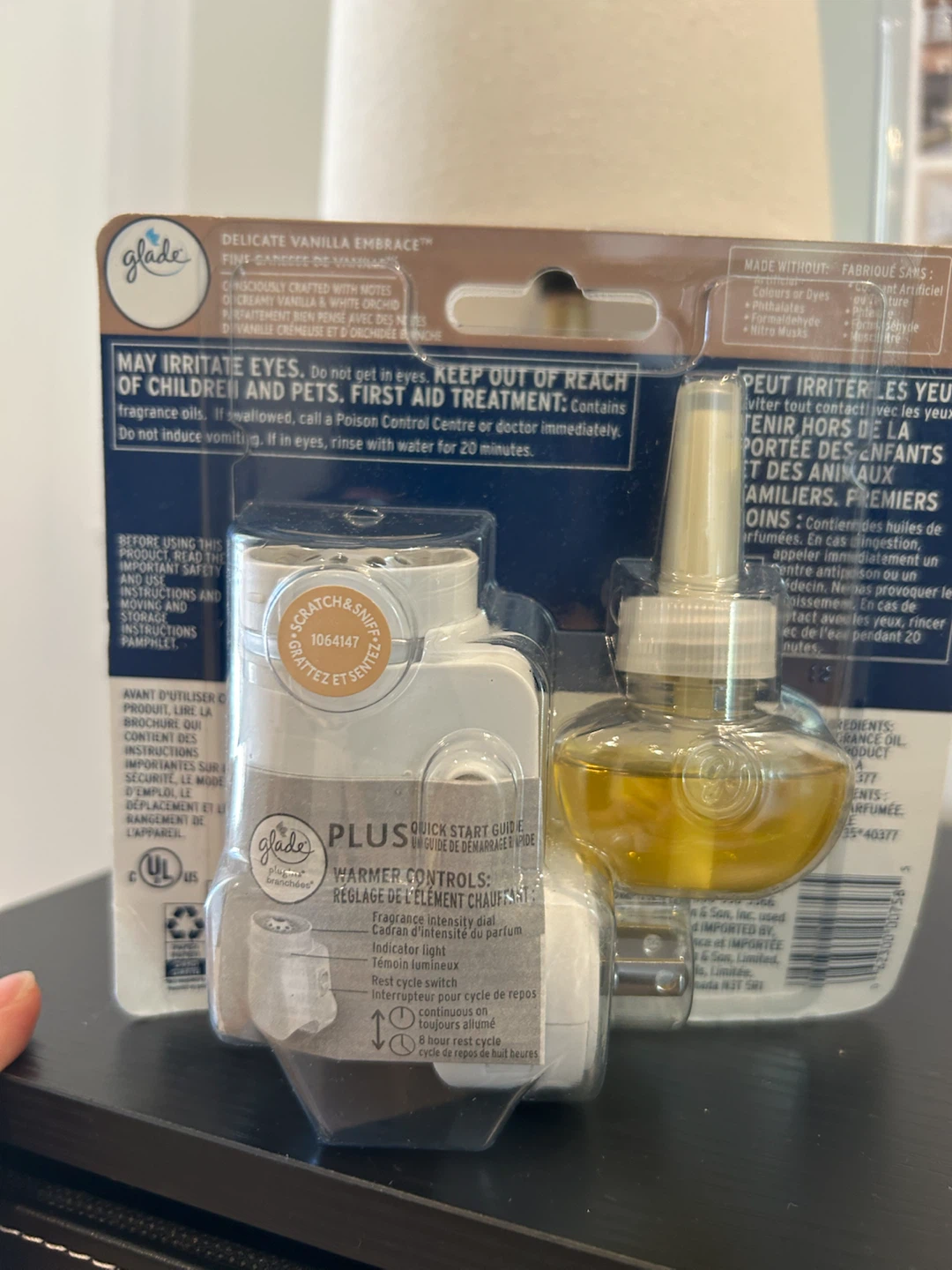 Glade Plugins Scented Oil Warmer Starter Kit - Delicate Vanilla - photo 3