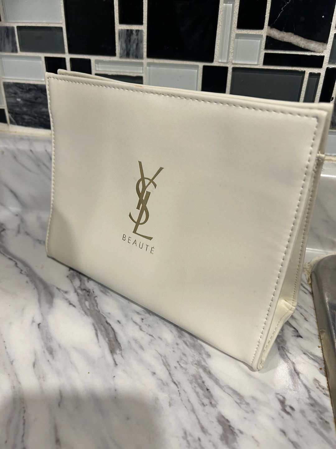 Yves Saint Laurent "YSL" Beaute Pouch - photo 2