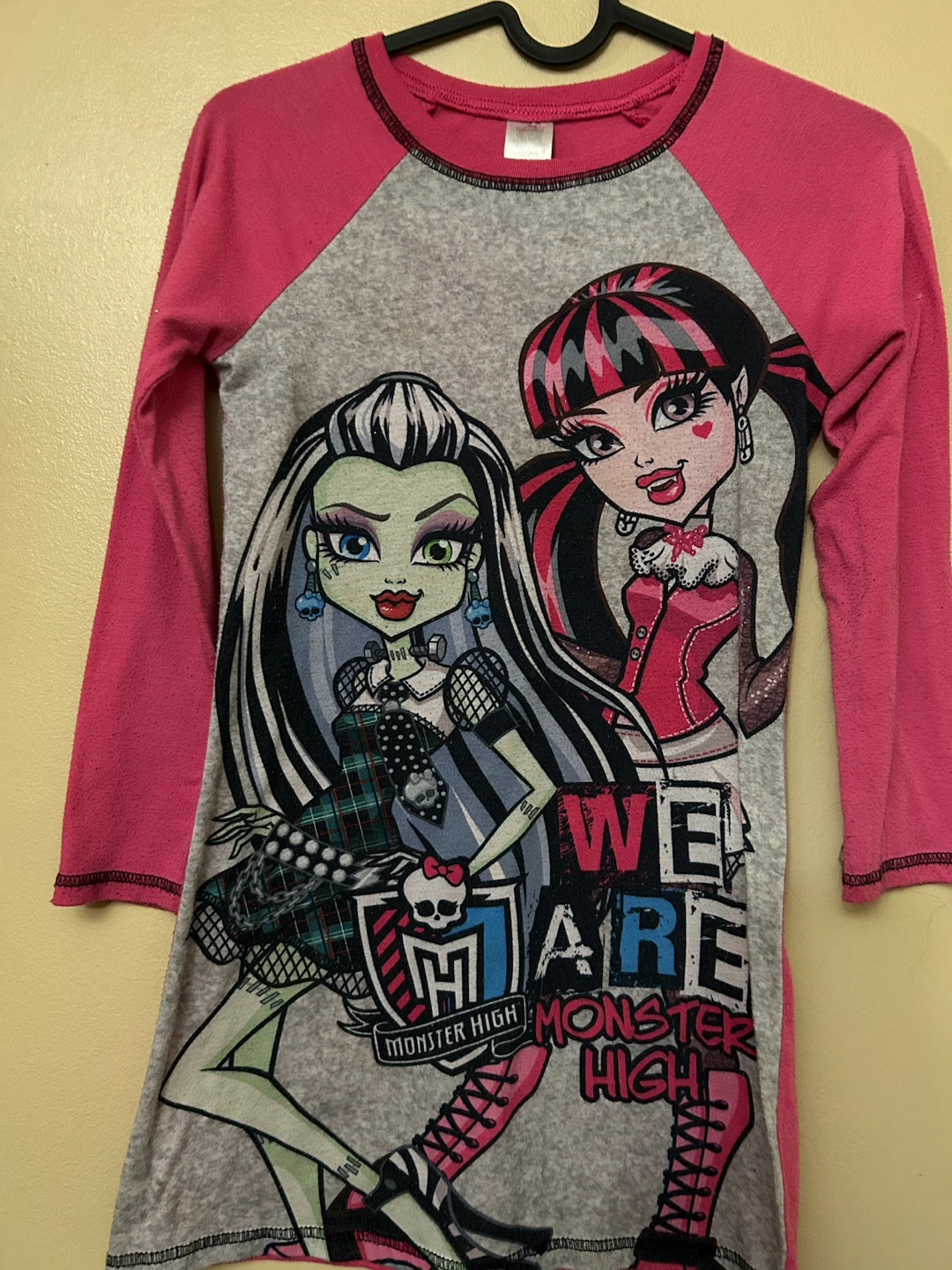 Monster High Long Sleeve Nightgown size 7/8
