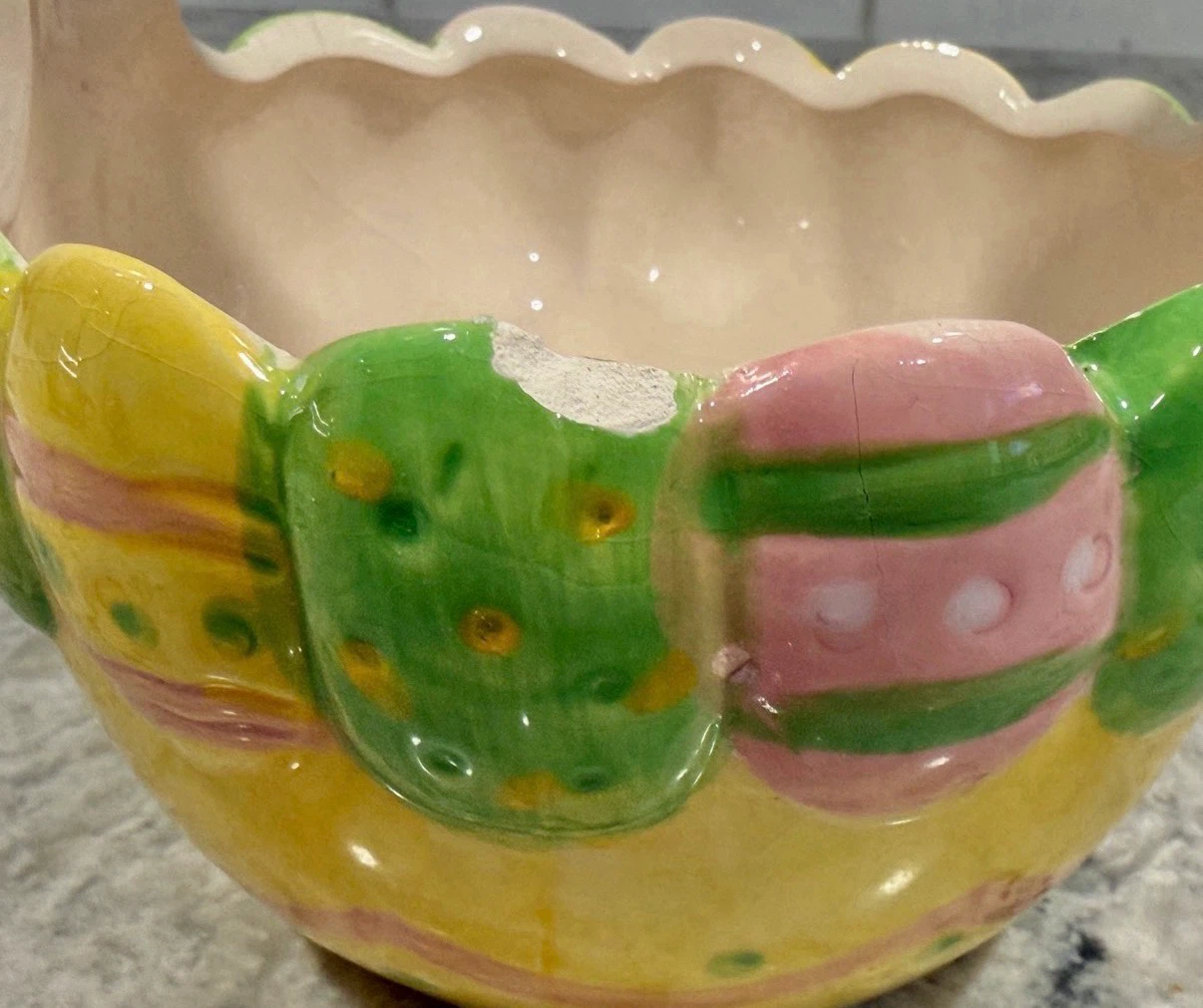 Vintage Style Ceramic Easter Basket w/ Pastel Eggs & Bow - photo 4