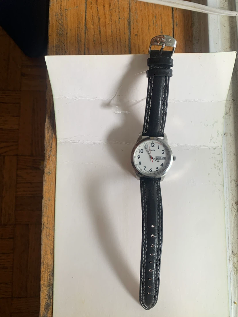 Timex Men's Watch Genuine Leather strap - photo 2