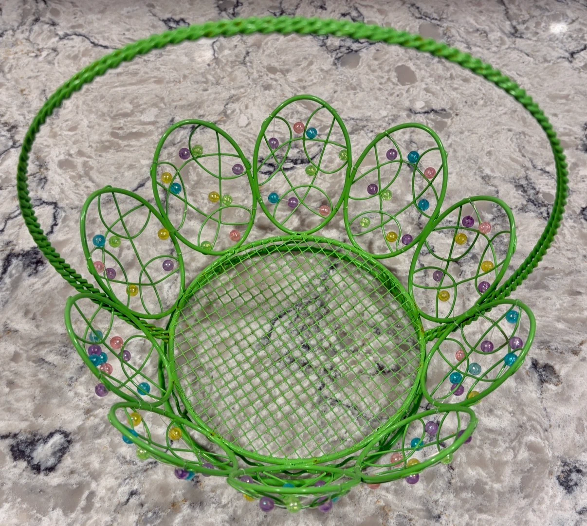 Green Metal Easter Basket with Pastel Beaded Egg Design - photo 2
