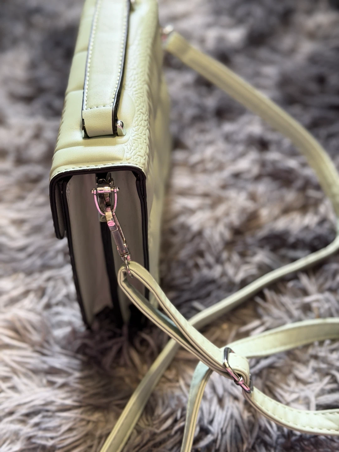 Light Green Quilted Shoulder Bag - photo 2
