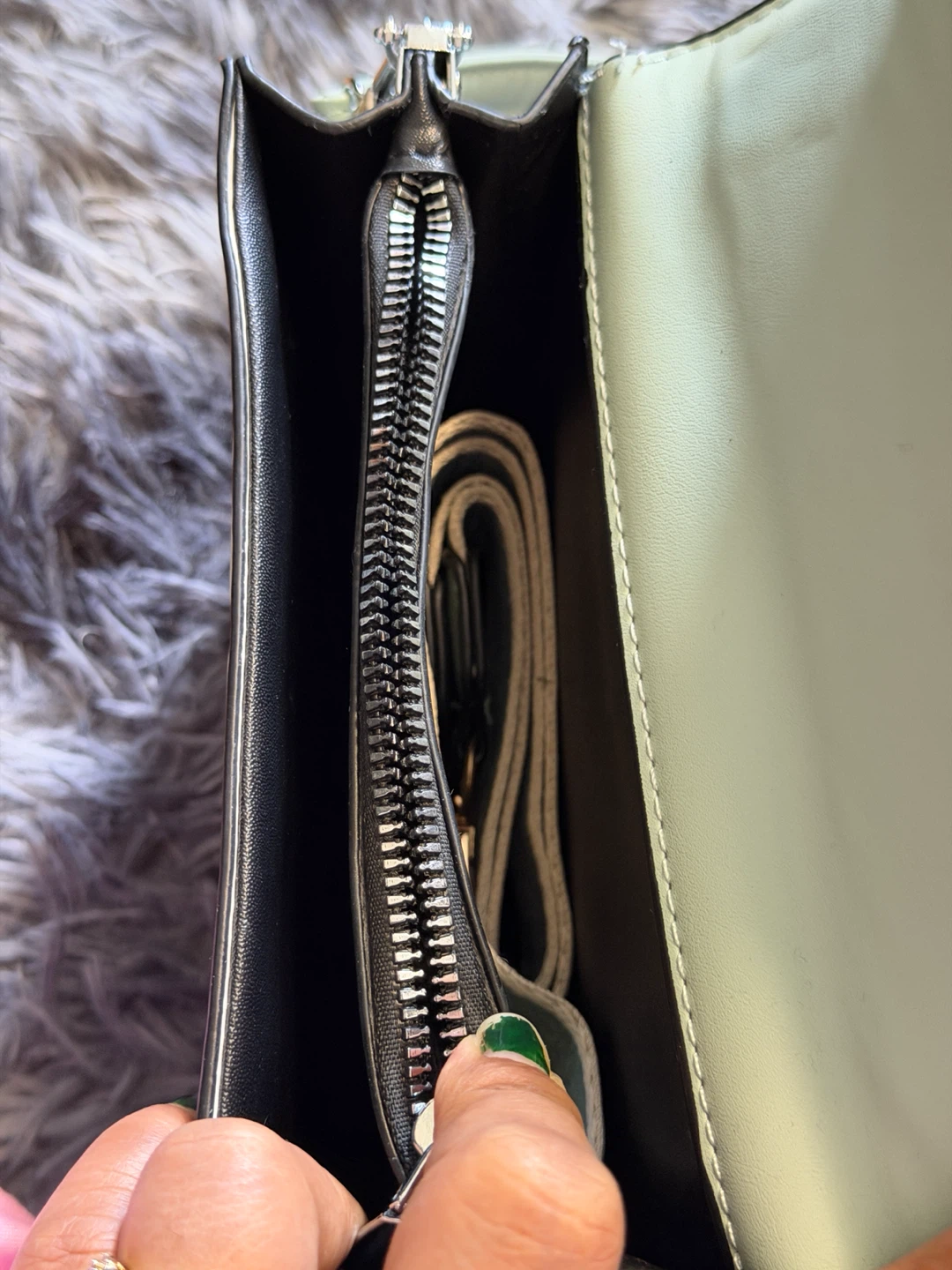 Light Green Quilted Shoulder Bag - photo 3
