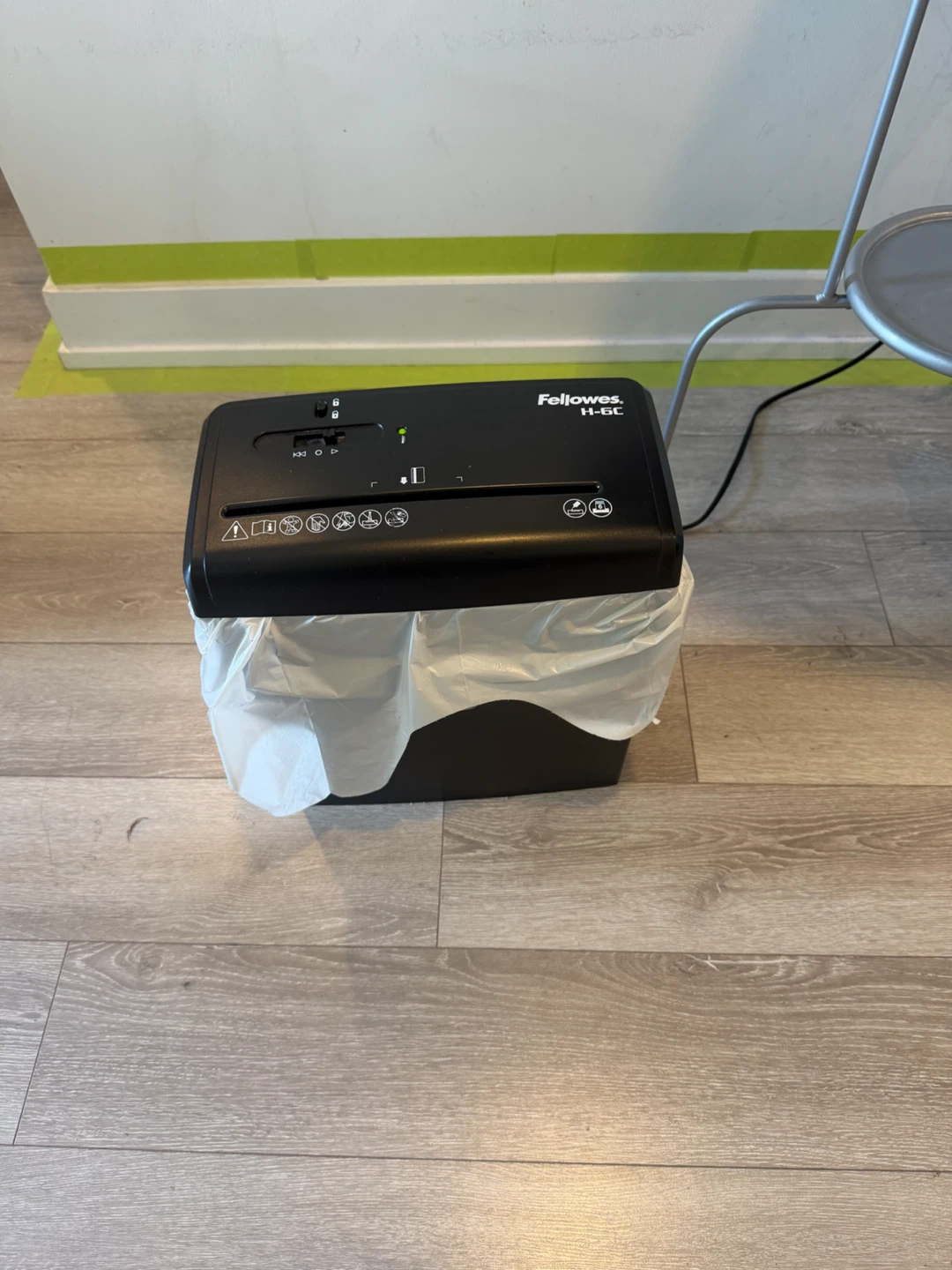 Fellowes H-60 Shredder