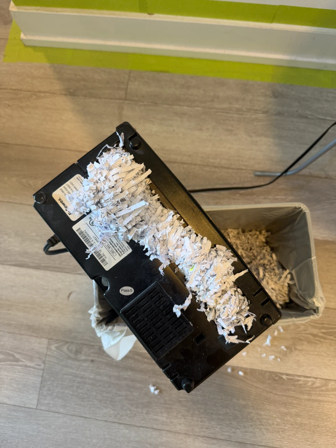Fellowes H-60 Shredder - photo 3