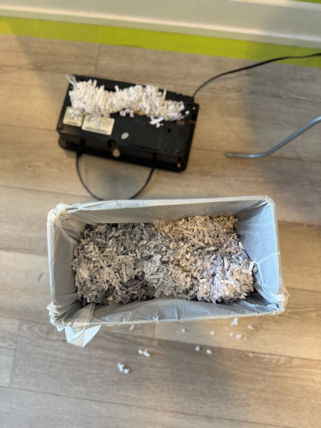 Fellowes H-60 Shredder - photo 4