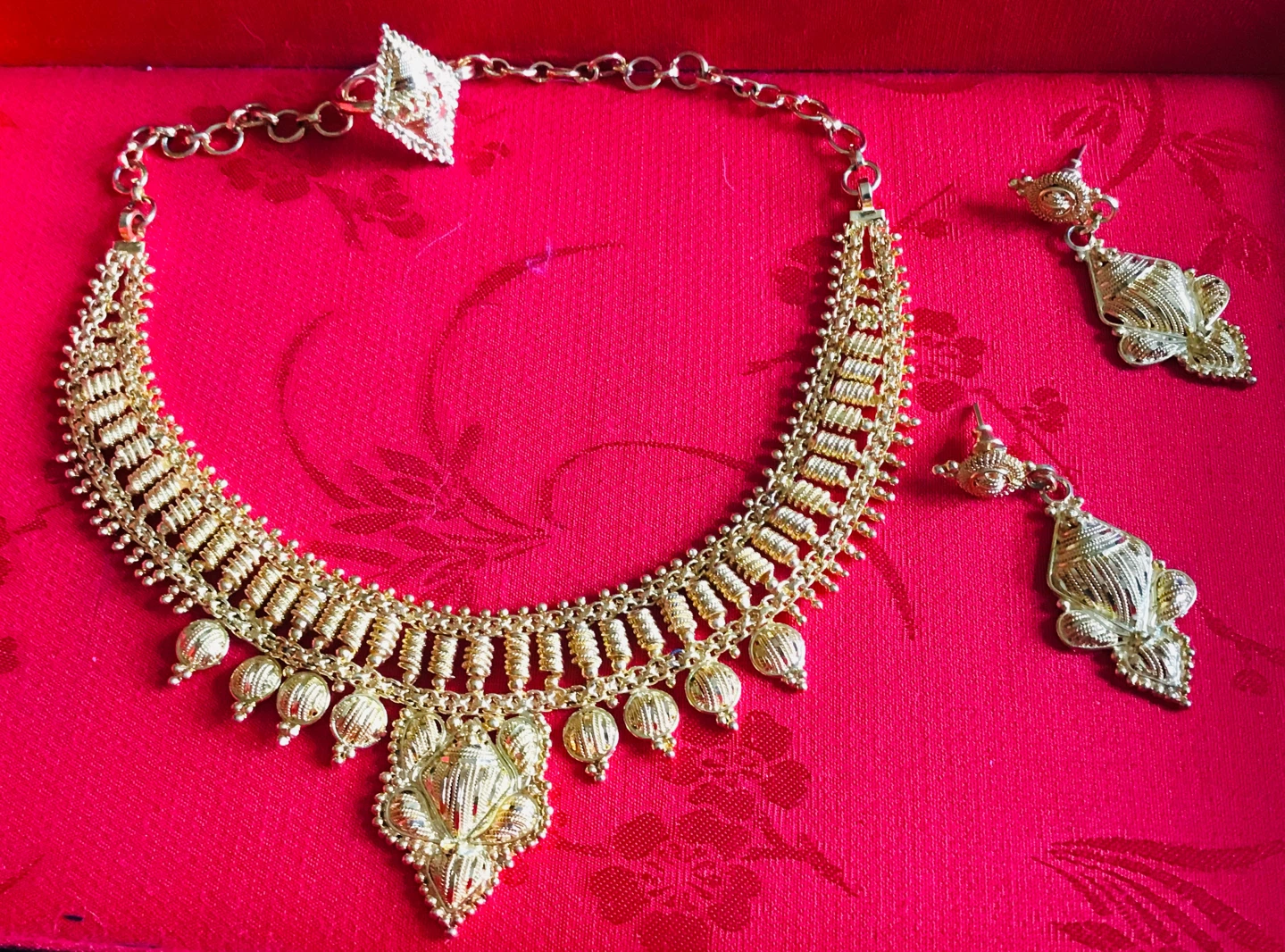 Gold plated necklace, earring and ring set