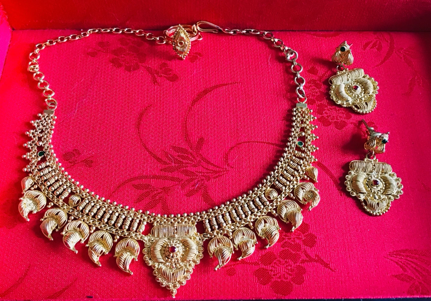 Gold plated necklace, earring and ring set - photo 3