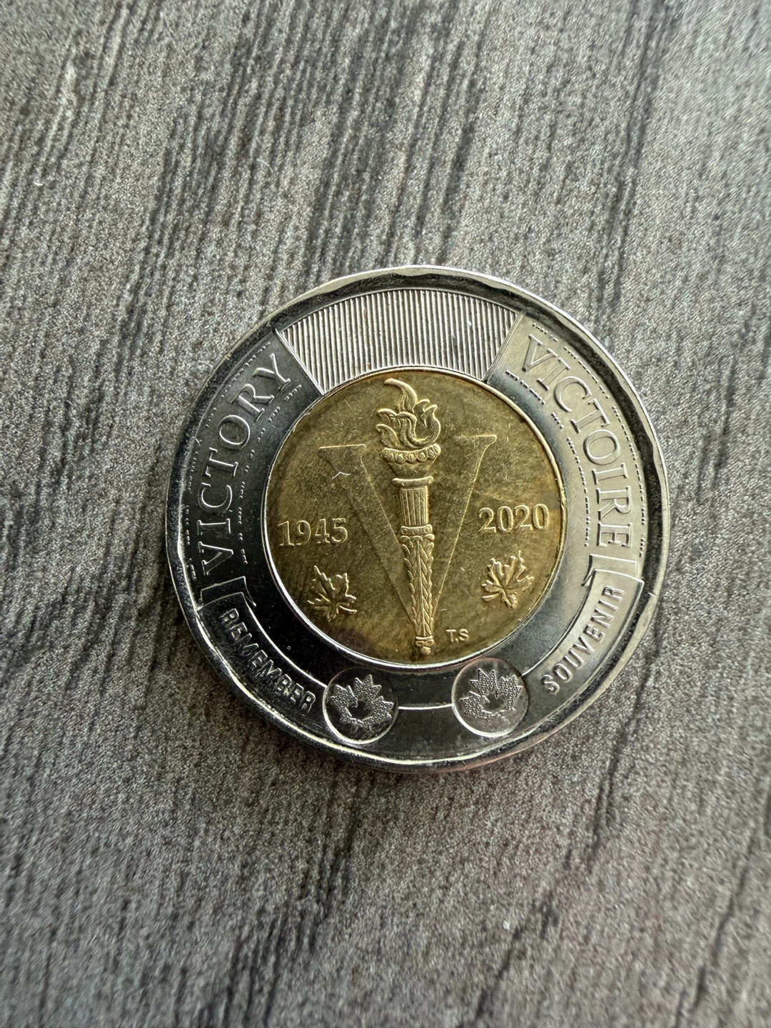 Canada 2 Dollar "Victory" Coin 2020