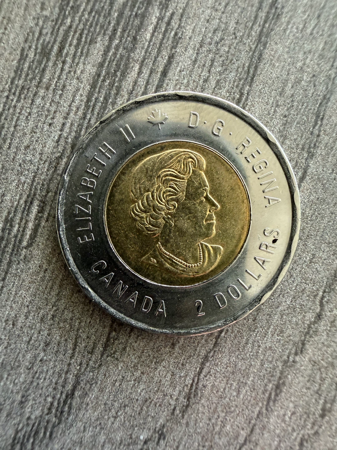 Canada 2 Dollar "Victory" Coin 2020 - photo 2