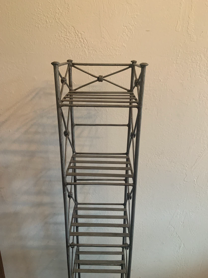 HEAVY STEEL METAL CD STAND STORAGE TOWER