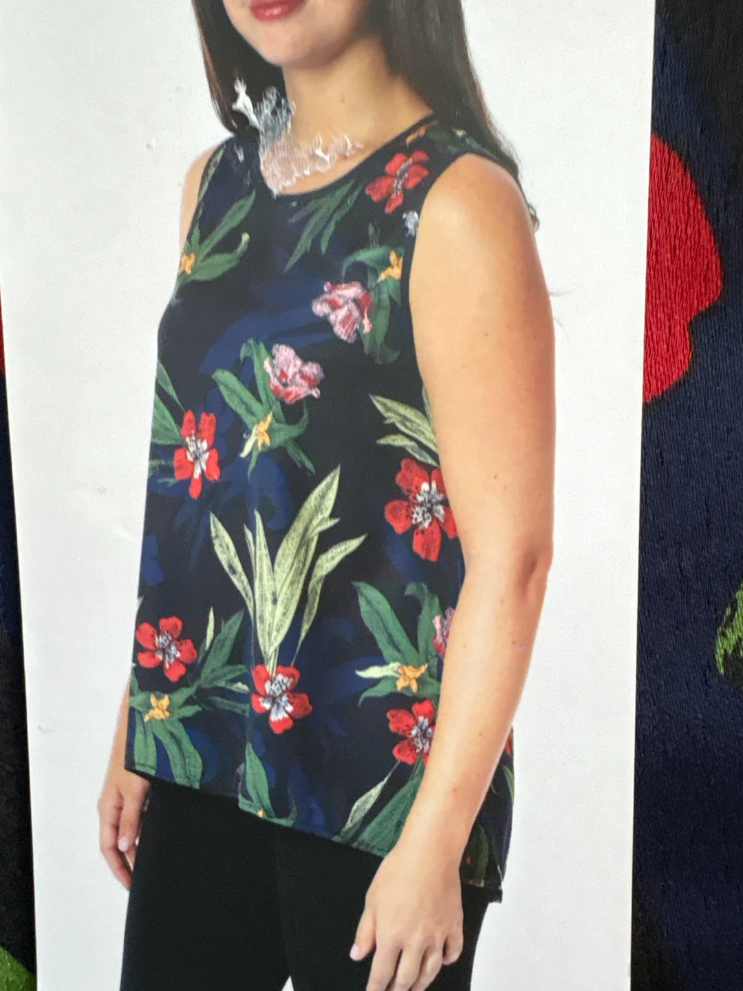 Mario Serrani Women's Floral Sleeveless Top - photo 5