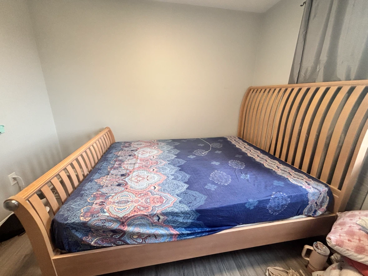 Wooden Sleigh Bed Frame – Queen Size - photo 2