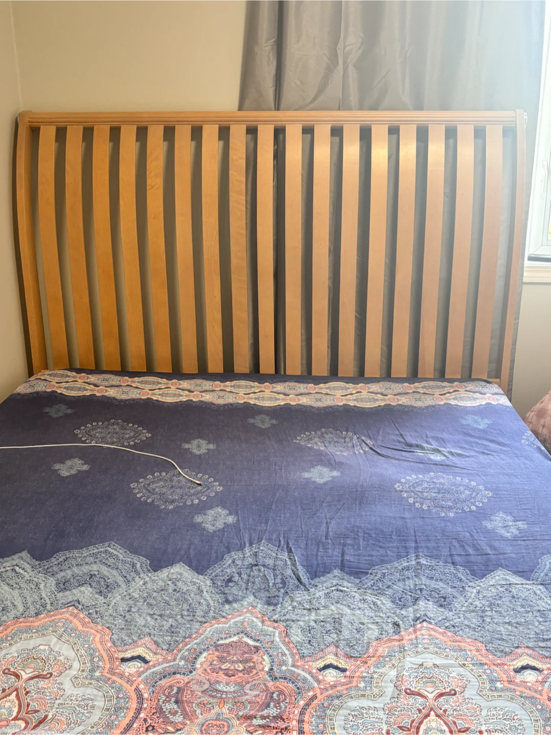 Wooden Sleigh Bed Frame – Queen Size - photo 3