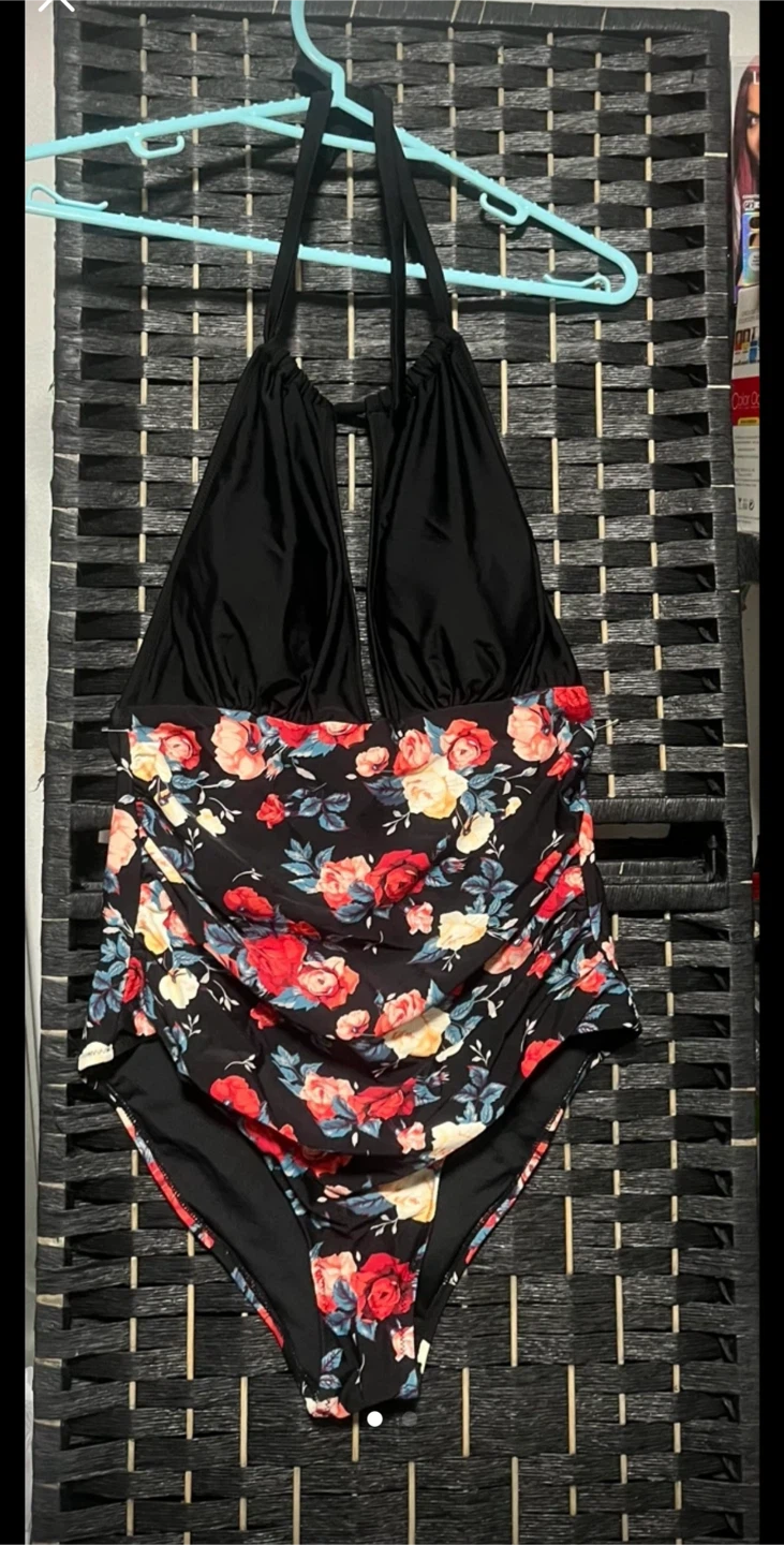Women's Black Floral One-Piece Swimsuit - photo 3