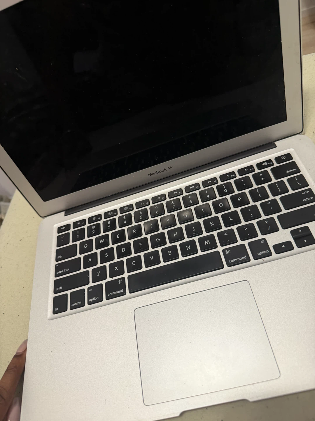 2017 Apple MacBook Air Laptop - photo 2