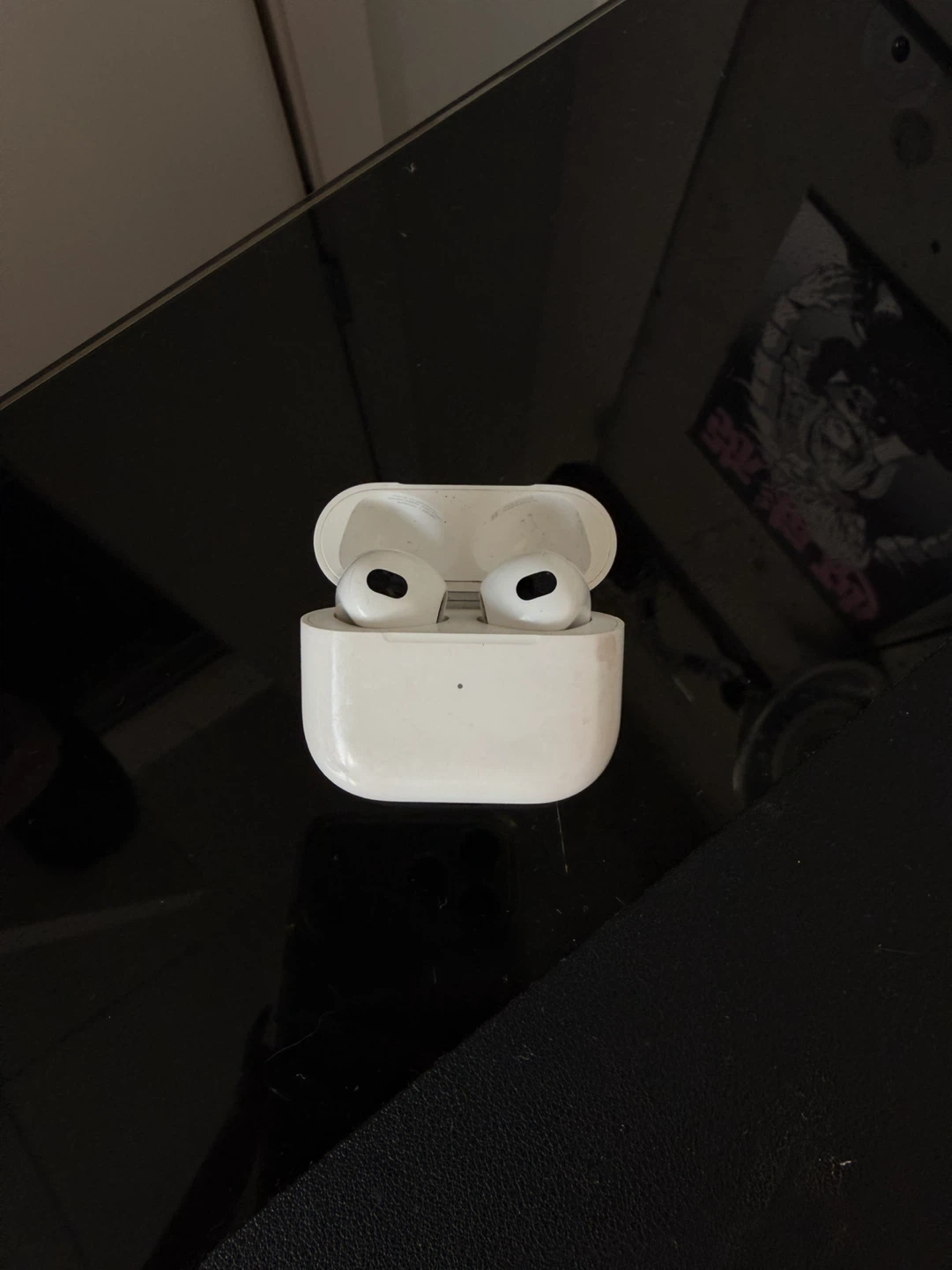 Apple AirPods (3rd gen)