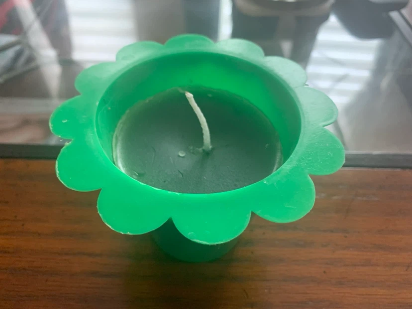 Green Flower Tealight Holder with Candle