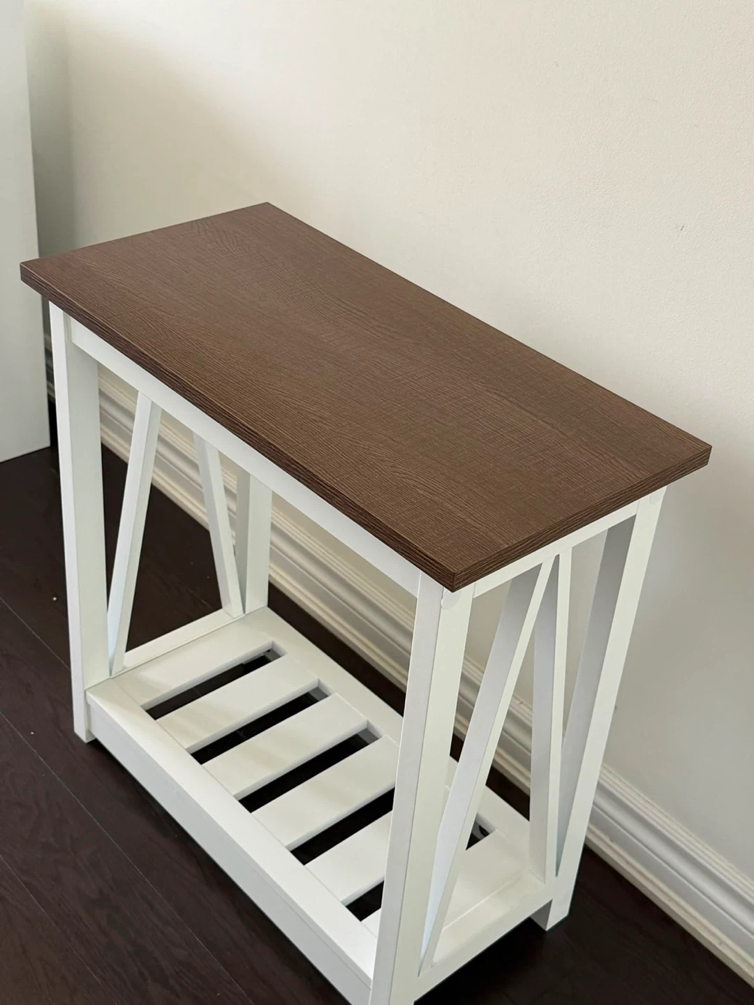 Farmhouse Style end Table (only 1 table)
