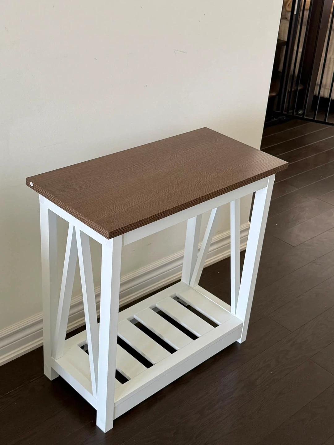 Farmhouse Style end Table (only 1 table) - photo 2