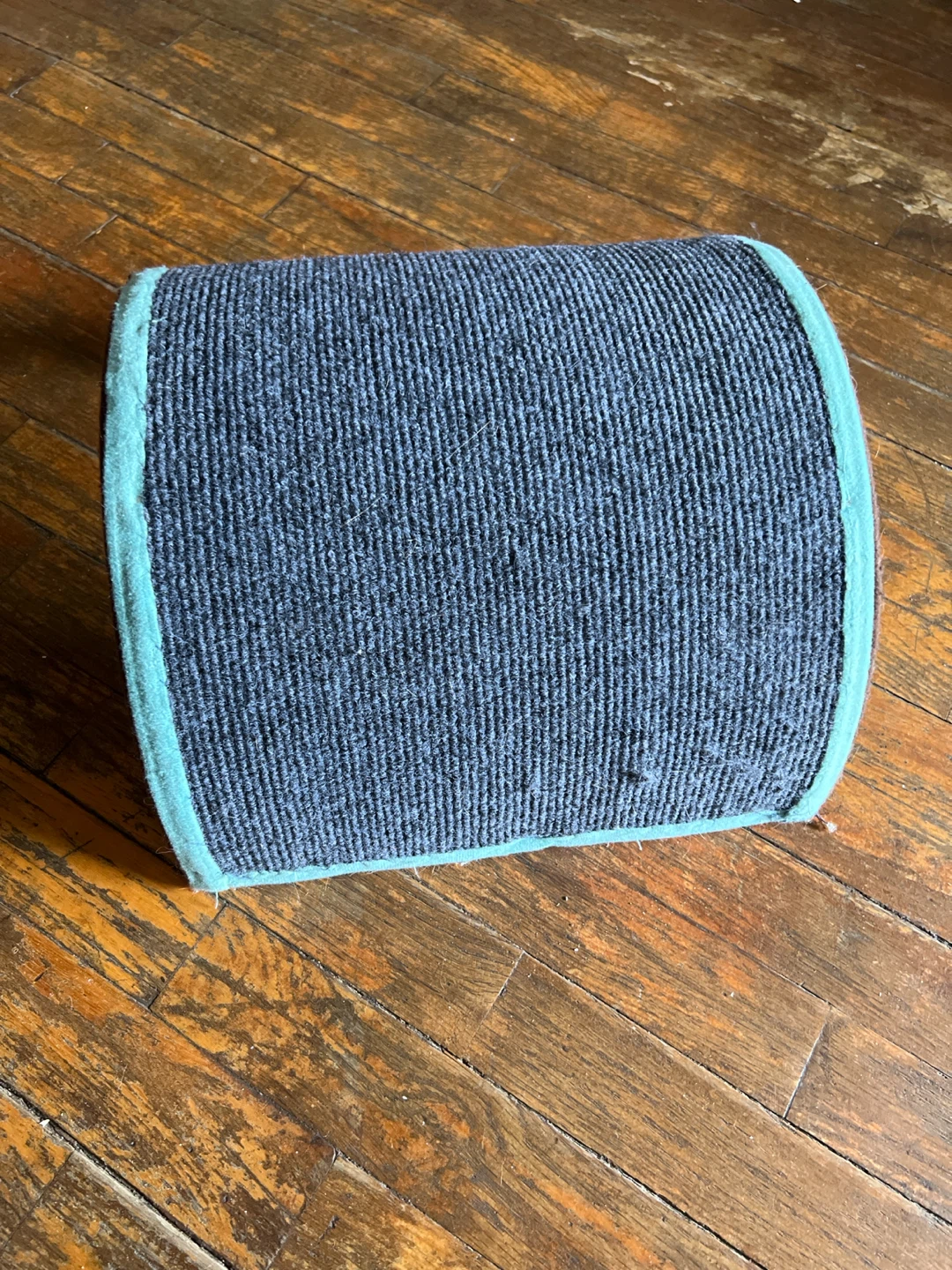 Cat Scratcher Cardboard Roller - photo 2