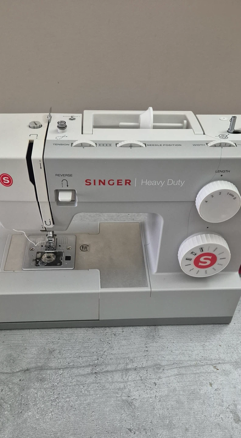 Singer 4411 Heavy Duty Sewing Machine