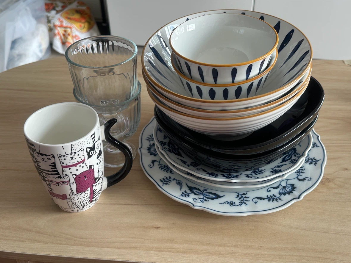 Mismatched dinnerware set Royal Blue Japan